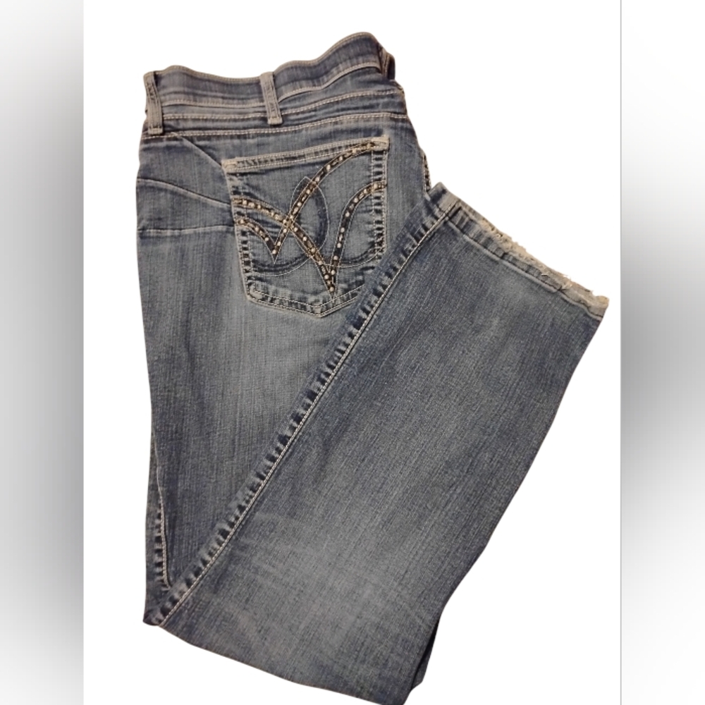 Stylish Women's Wrangler Blue Women's Jeans Size 19/20 X 34 In Length